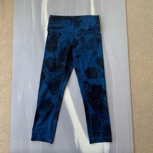 Lululemon crop leggings